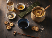 Os Pilares da Cozinha Japonesa: 6 Ingredientes Que Mudam Tudo na Sua Panela
